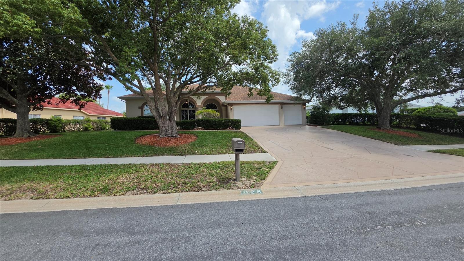 GOLFERS CLUB ESTATE - Residential