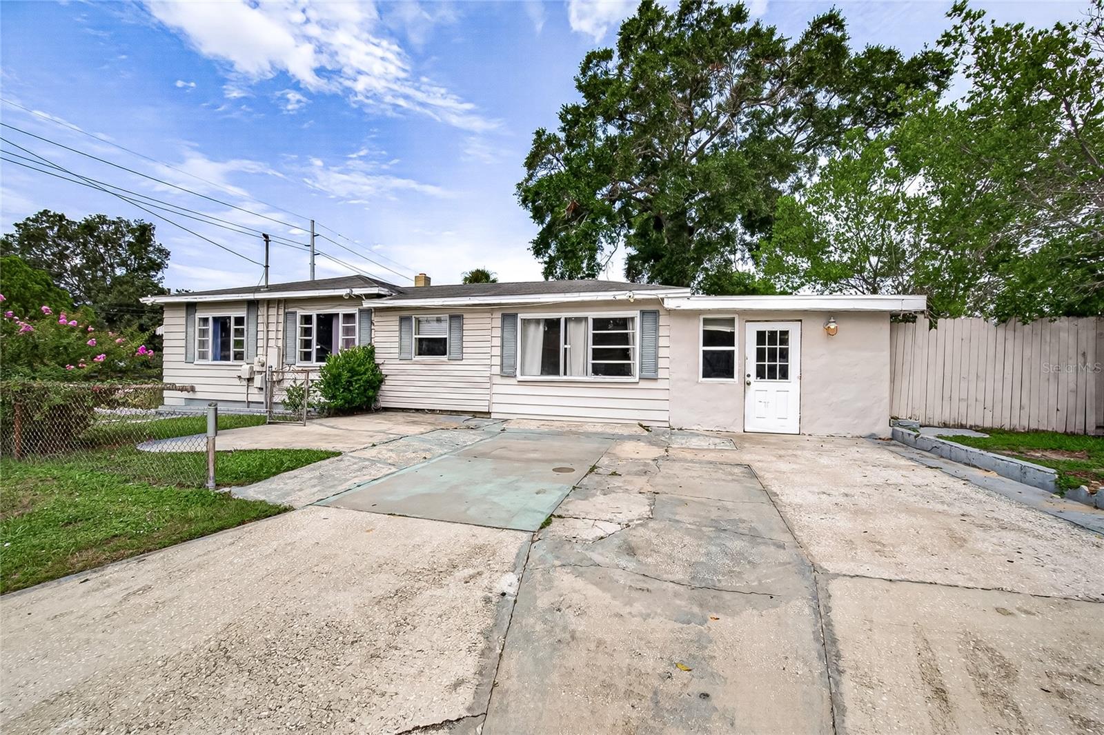 CRICHLOW HEIGHTS - Residential