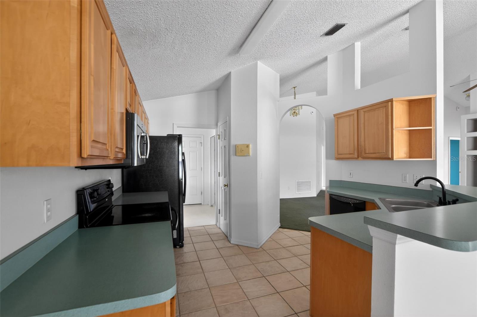 OXFORD COVE - Residential