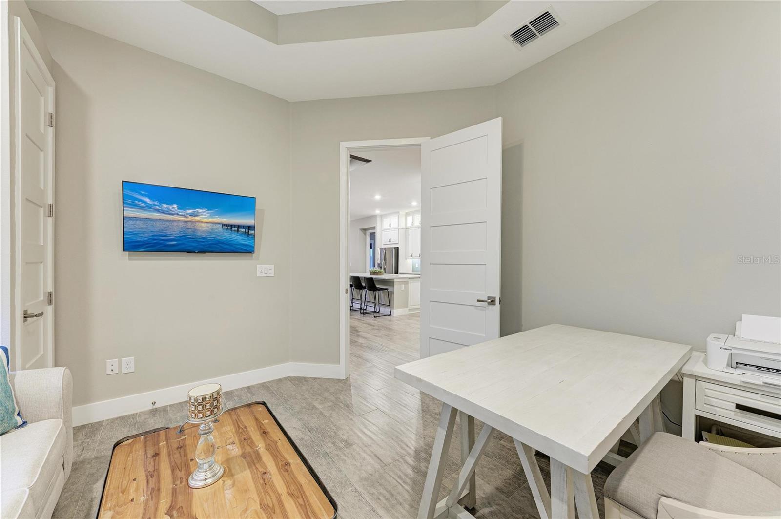 SANCTUARY COVE - Residential