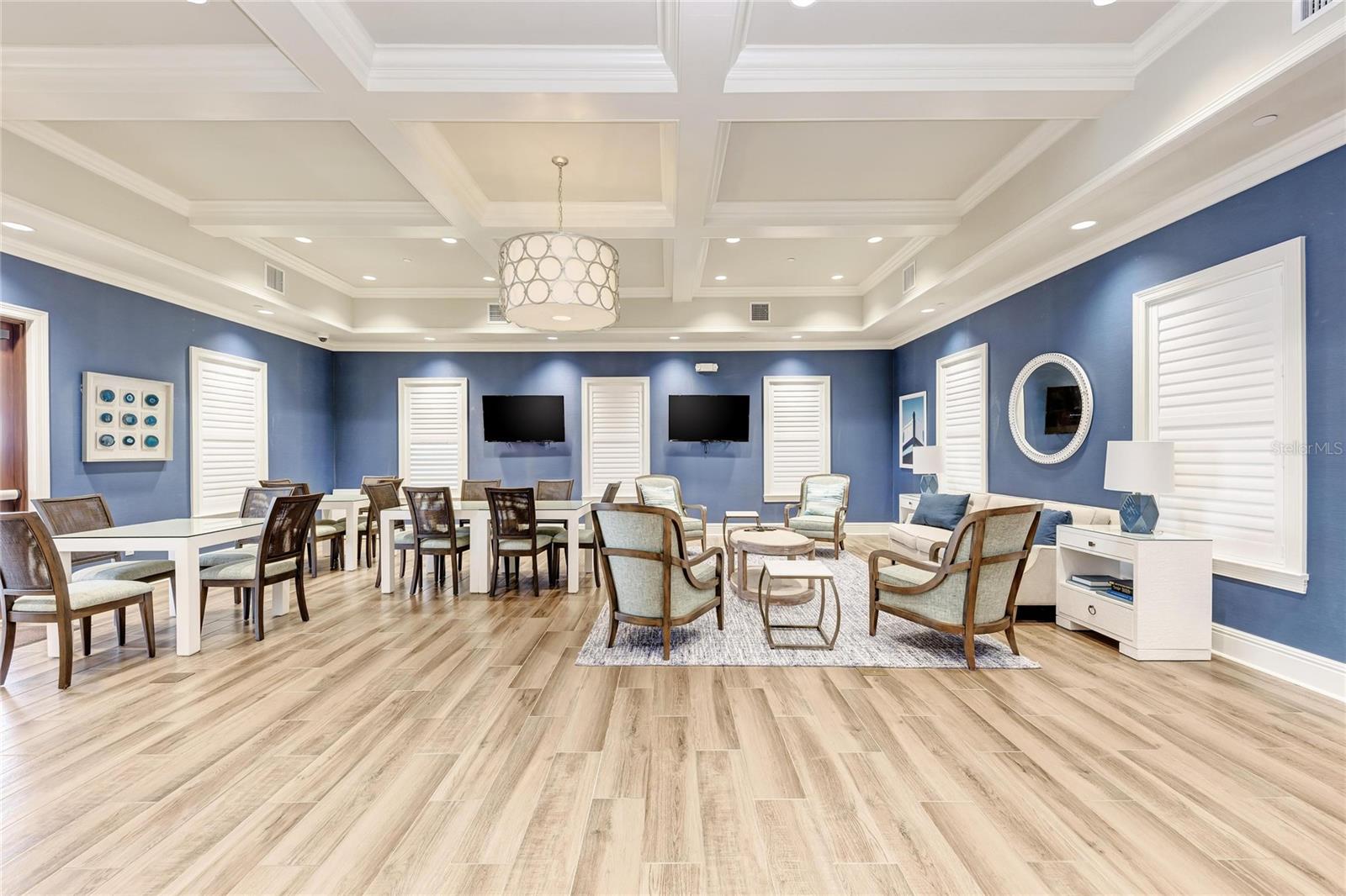 SANCTUARY COVE - Residential