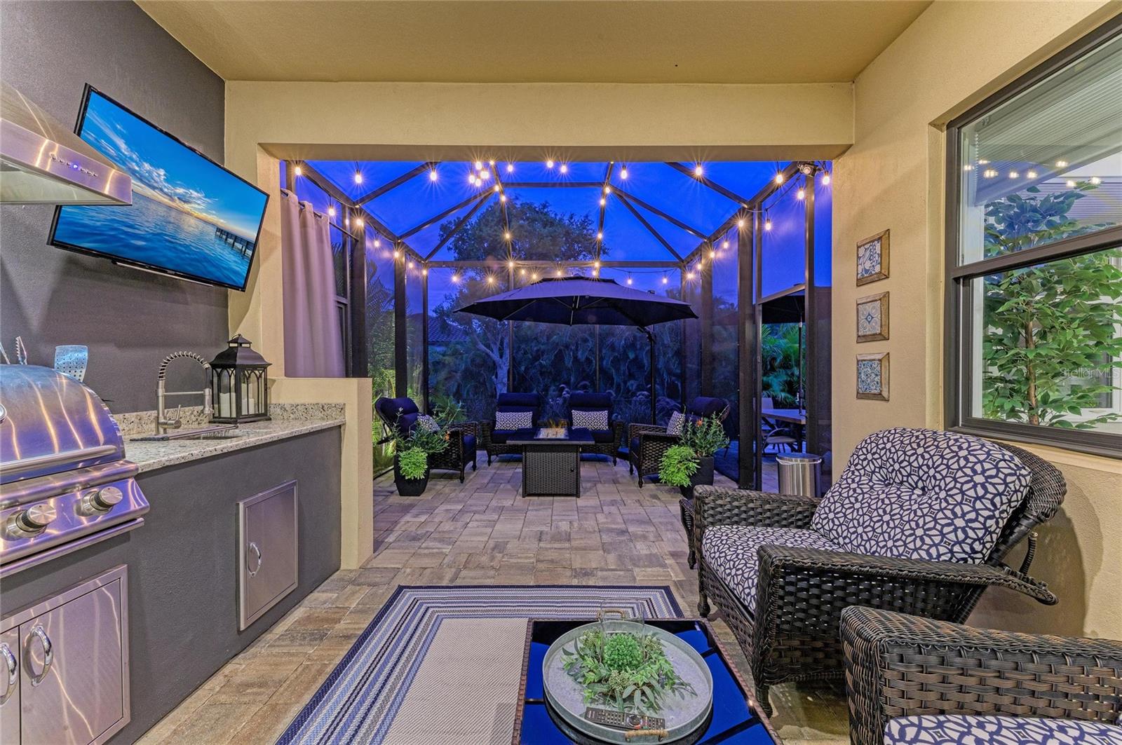 SANCTUARY COVE - Residential