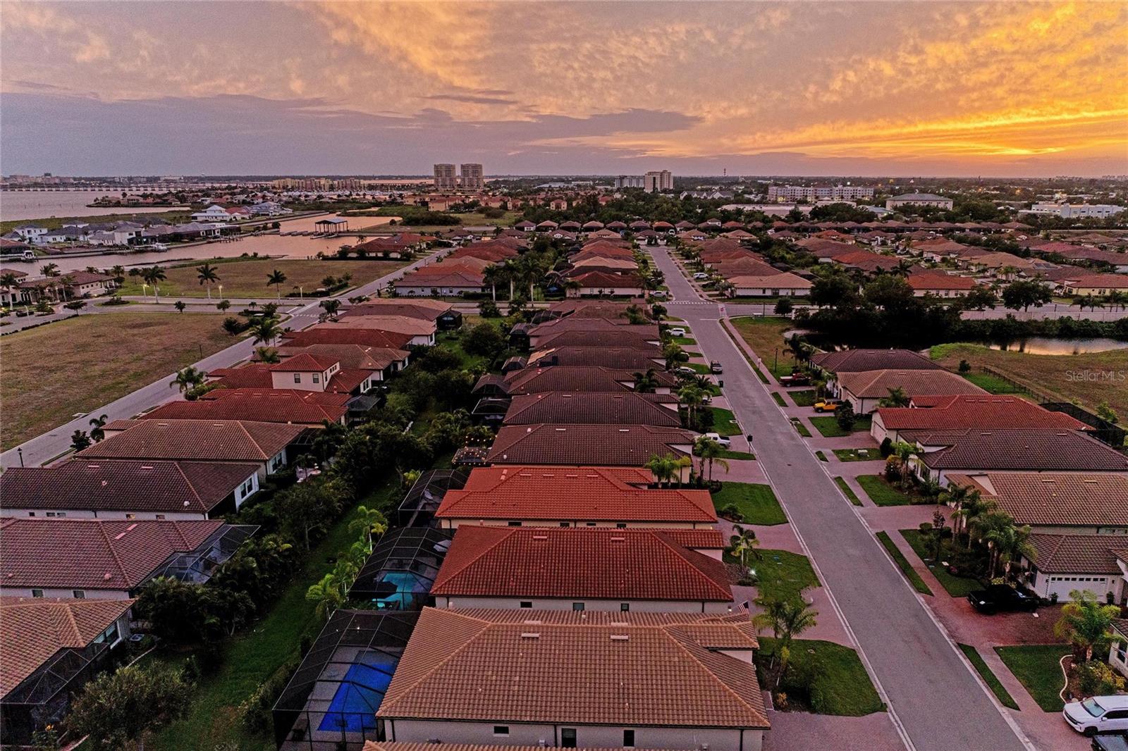 SANCTUARY COVE - Residential