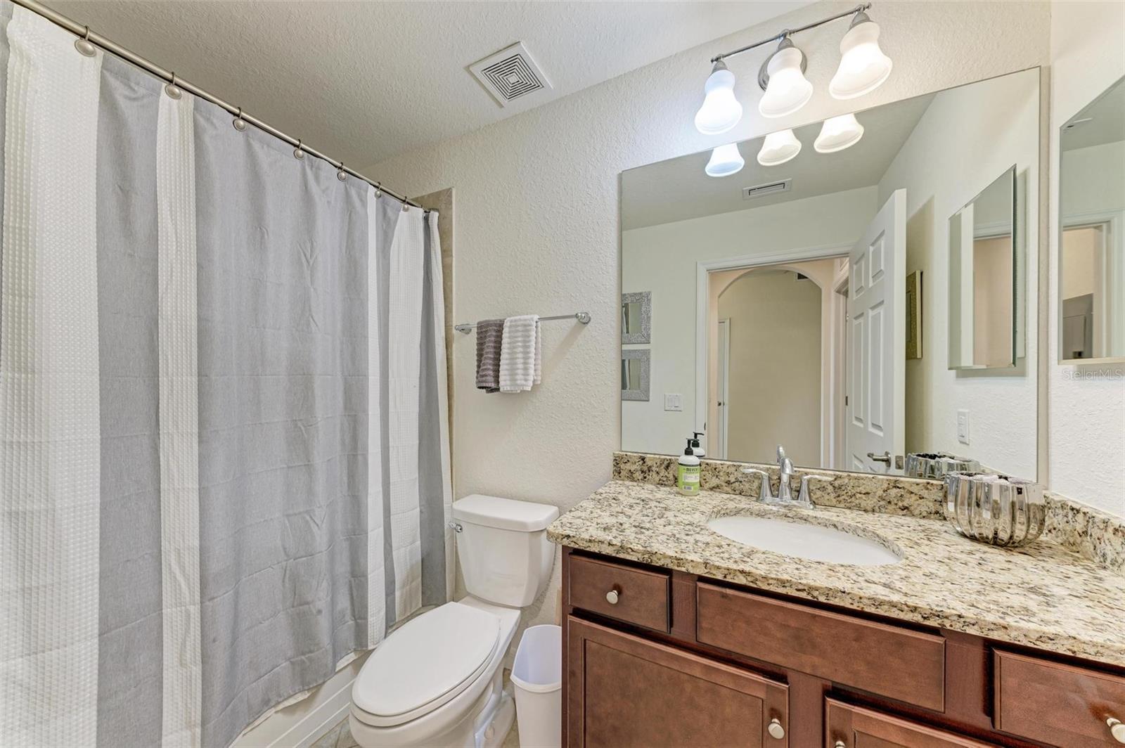 LAKEWOOD NATIONAL - Residential