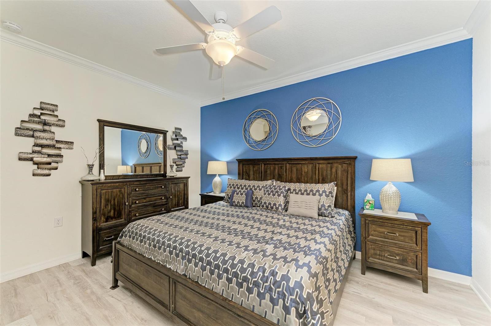 LAKEWOOD NATIONAL - Residential