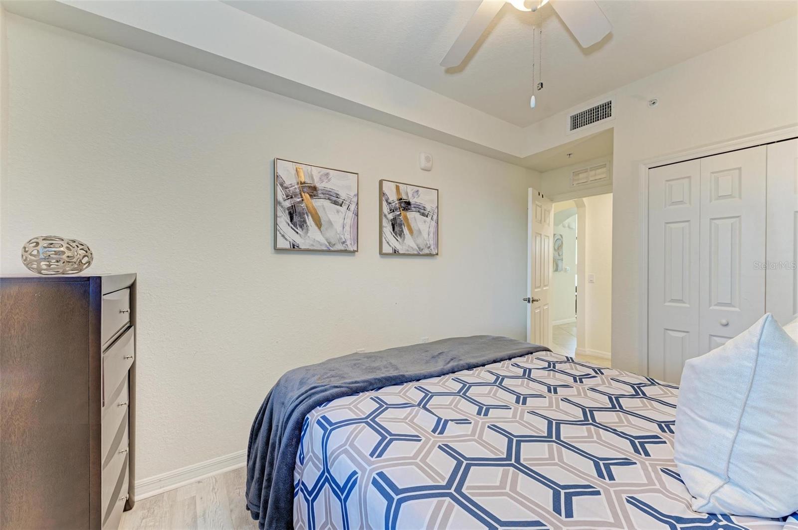 LAKEWOOD NATIONAL - Residential