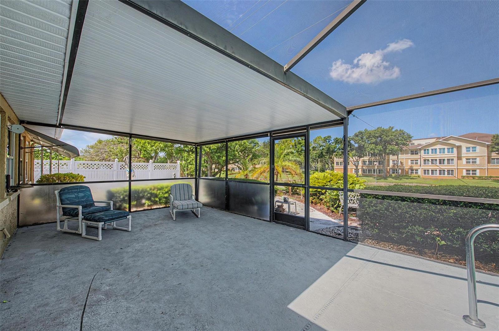 DEL WEBBS SUN CITY FLORIDA UN - Residential