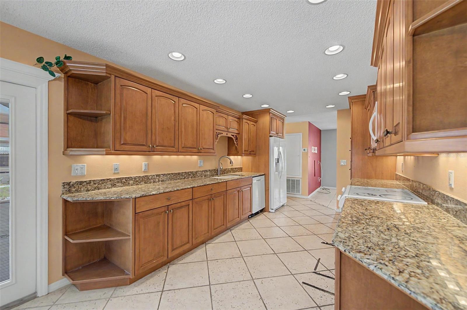 DEL WEBBS SUN CITY FLORIDA UN - Residential