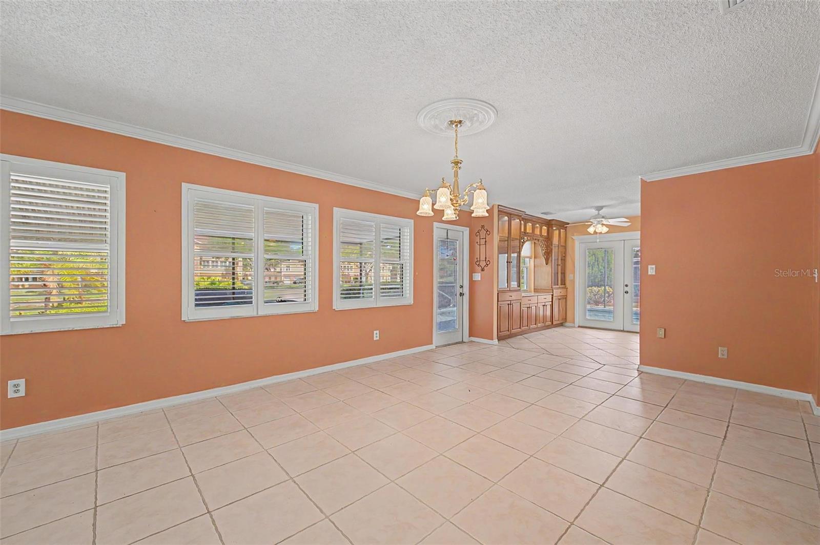 DEL WEBBS SUN CITY FLORIDA UN - Residential