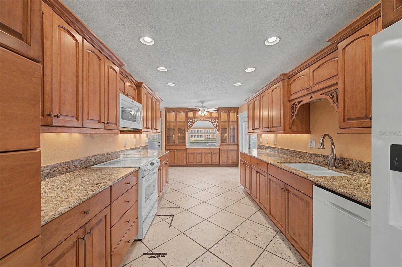 DEL WEBBS SUN CITY FLORIDA UN - Residential