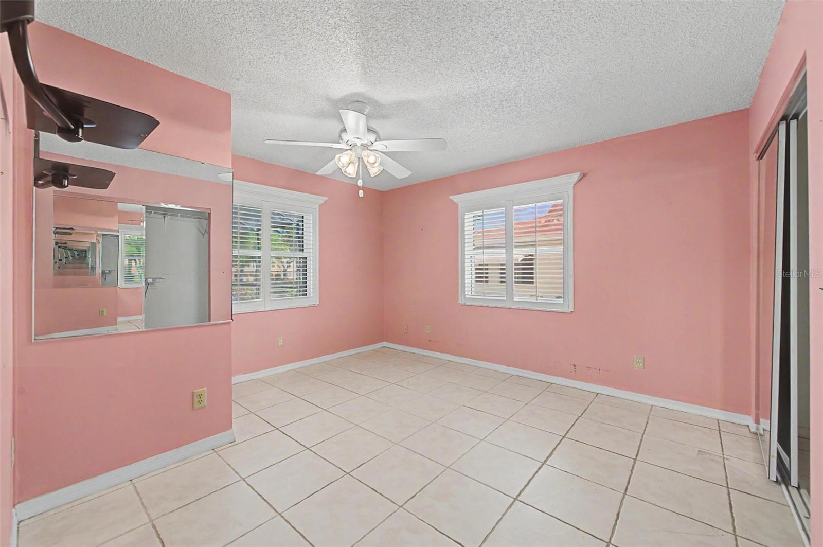 DEL WEBBS SUN CITY FLORIDA UN - Residential