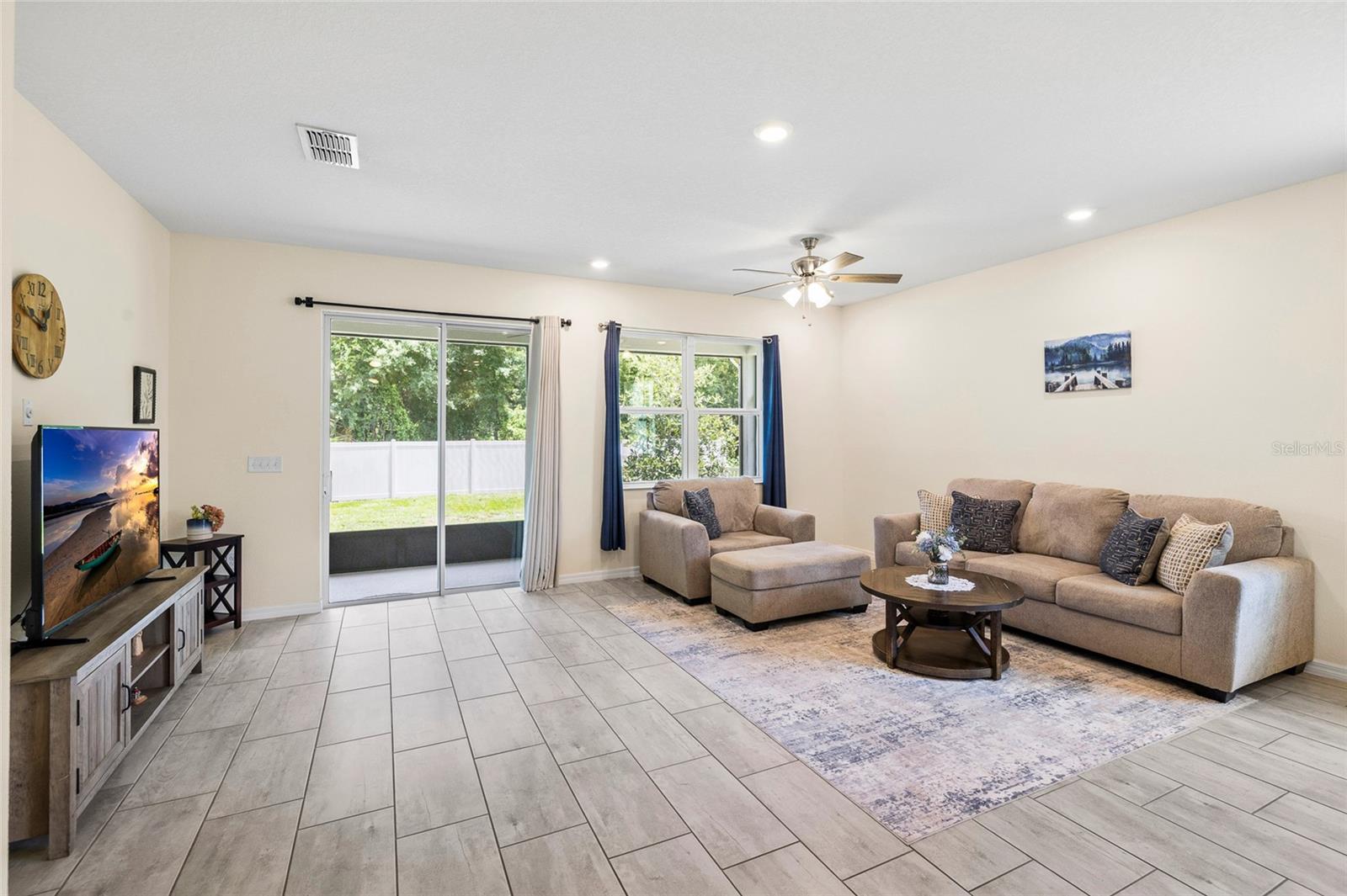 CAYDEN RESERVE - Residential