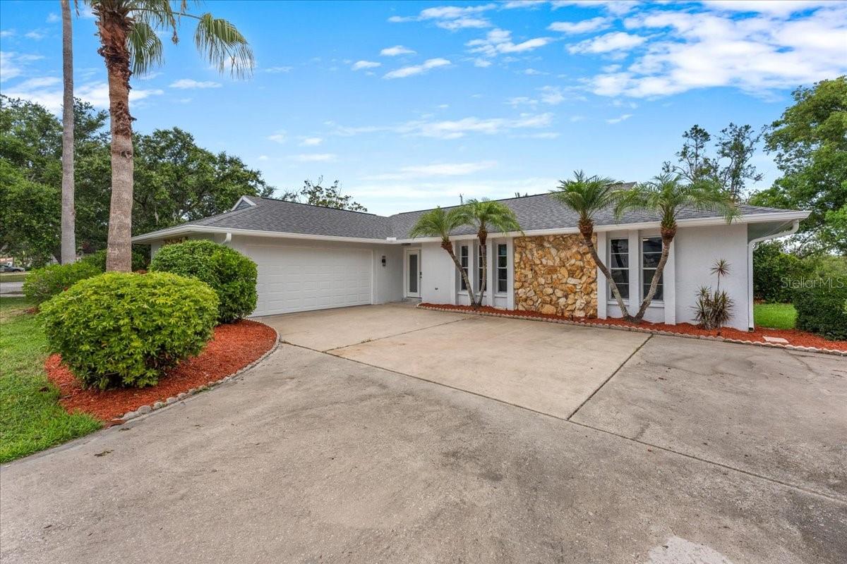 GULF HARBORS WOODLANDS - Residential