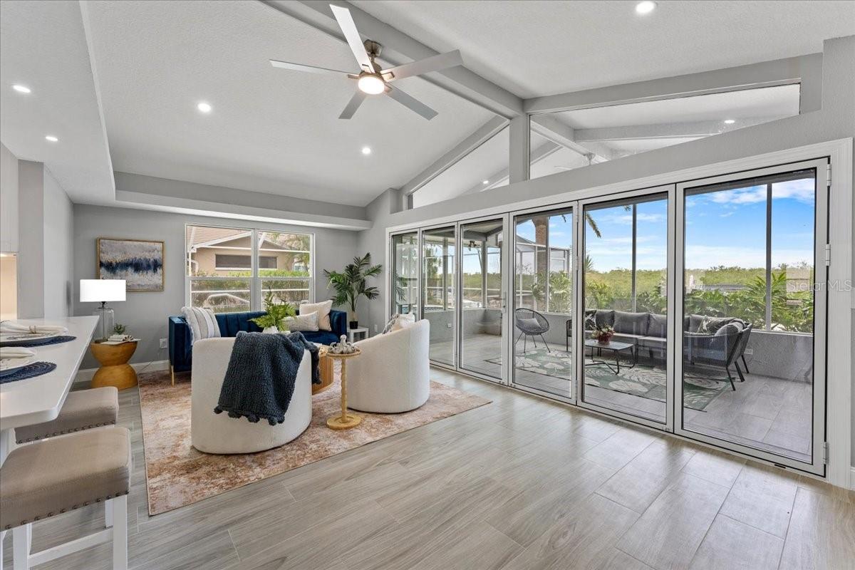 GULF HARBORS WOODLANDS - Residential