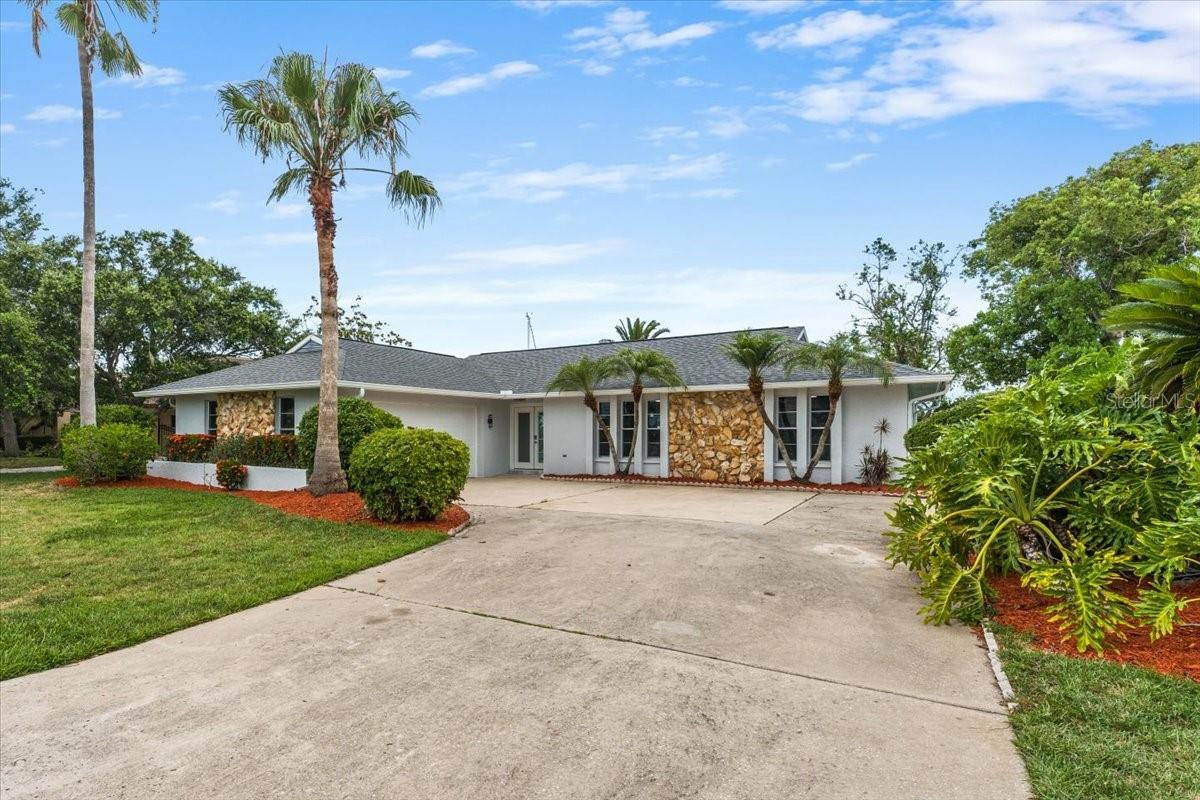 GULF HARBORS WOODLANDS - Residential