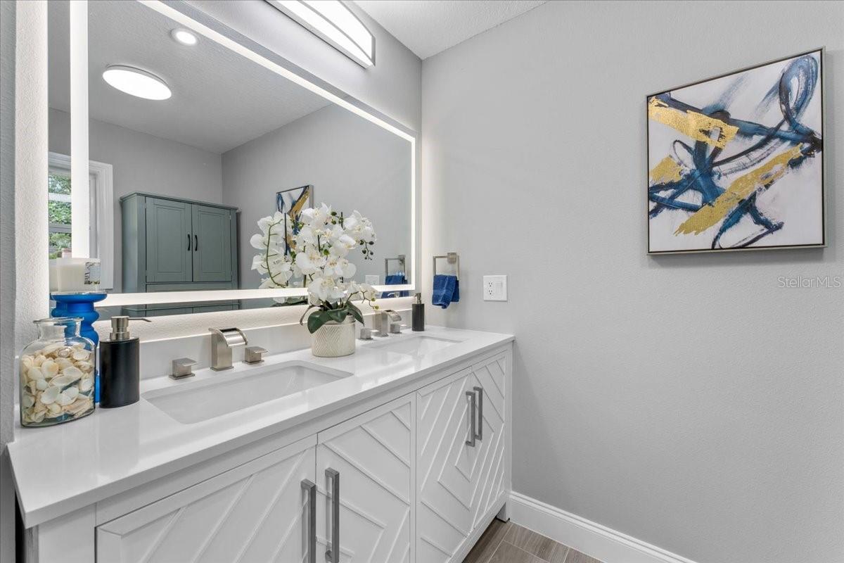 GULF HARBORS WOODLANDS - Residential