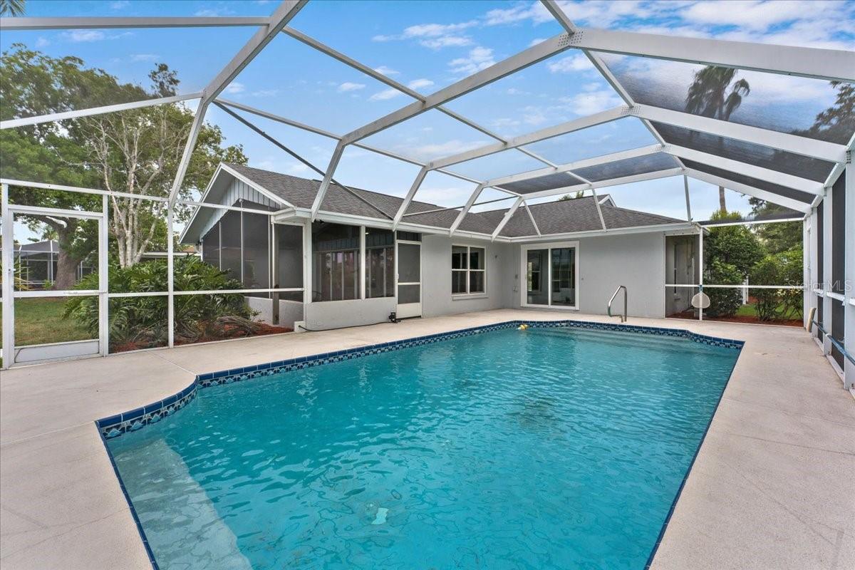 GULF HARBORS WOODLANDS - Residential