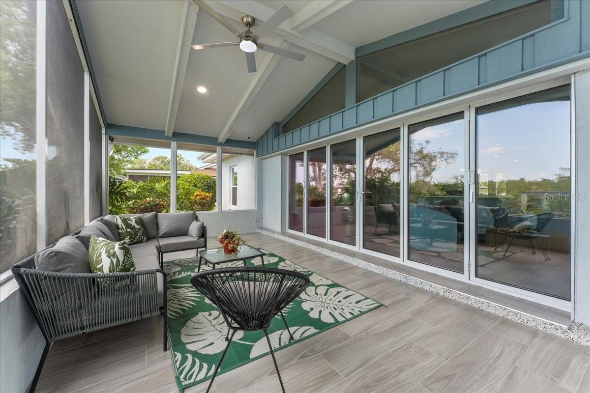 GULF HARBORS WOODLANDS - Residential