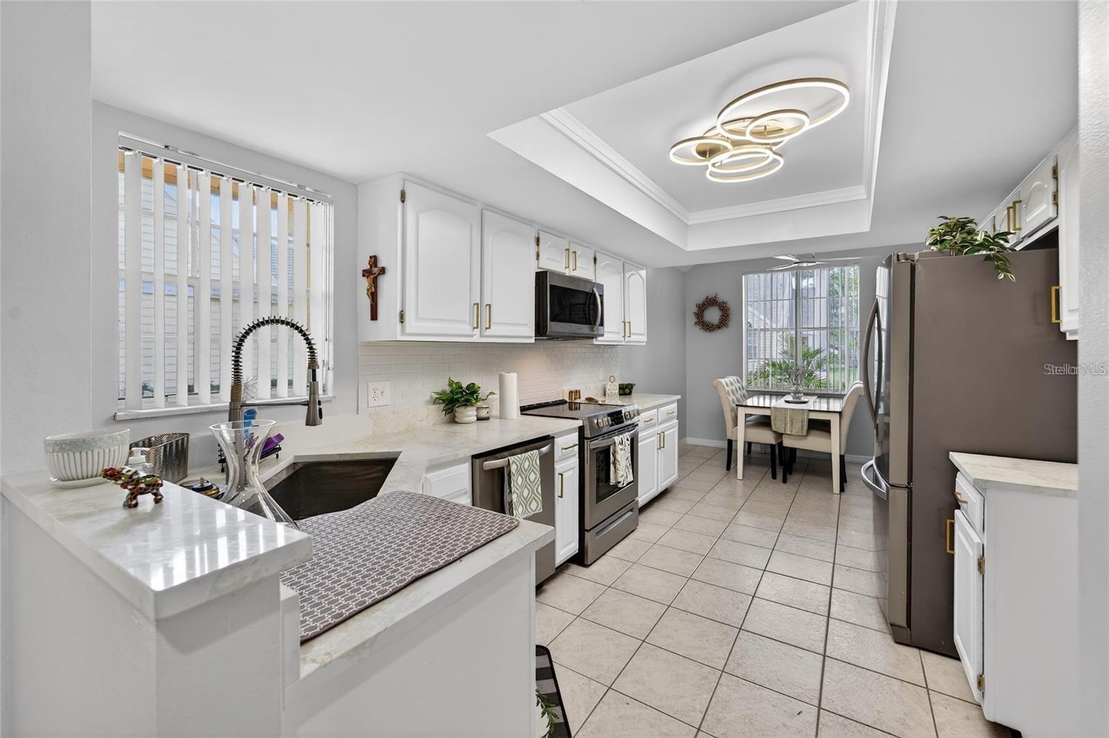 PINE GROVE CONDO AT BLOO - Residential