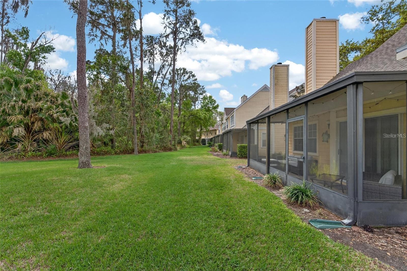 PINE GROVE CONDO AT BLOO - Residential