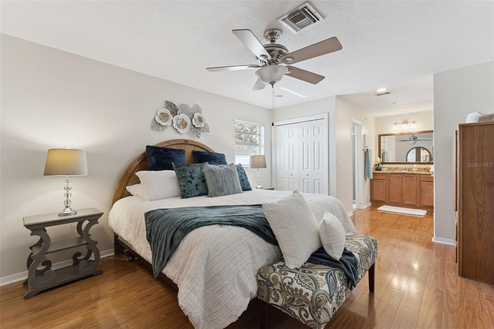WINSOR MANOR - Residential