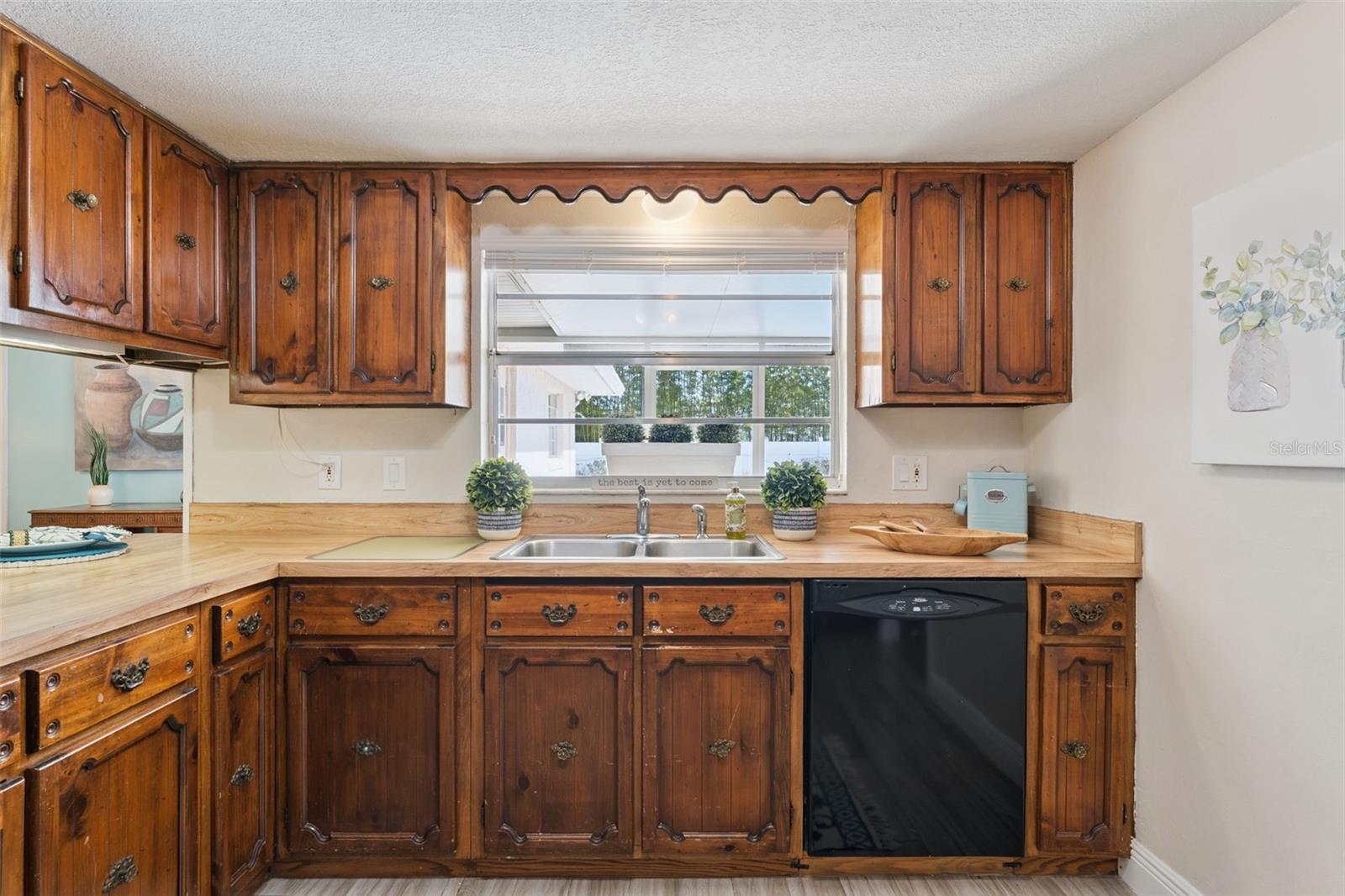 WINSOR MANOR - Residential