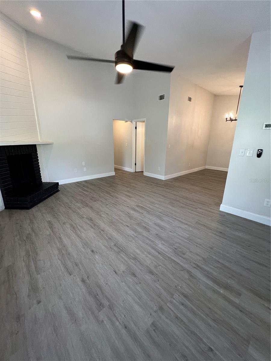 OAKWOOD - Residential Lease