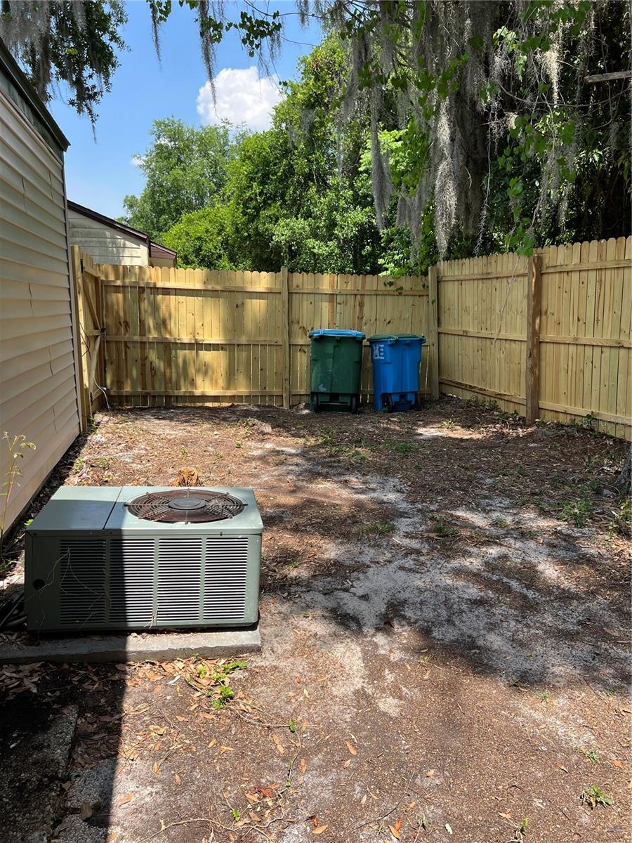 OAKWOOD - Residential Lease