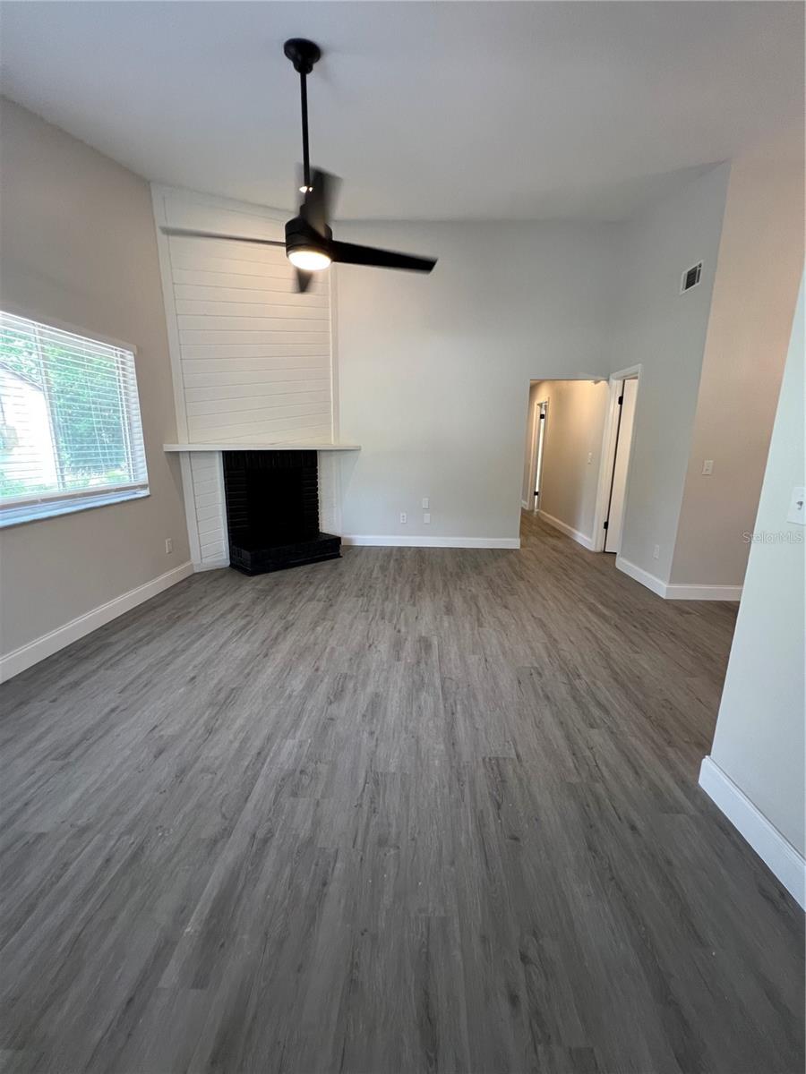 OAKWOOD - Residential Lease