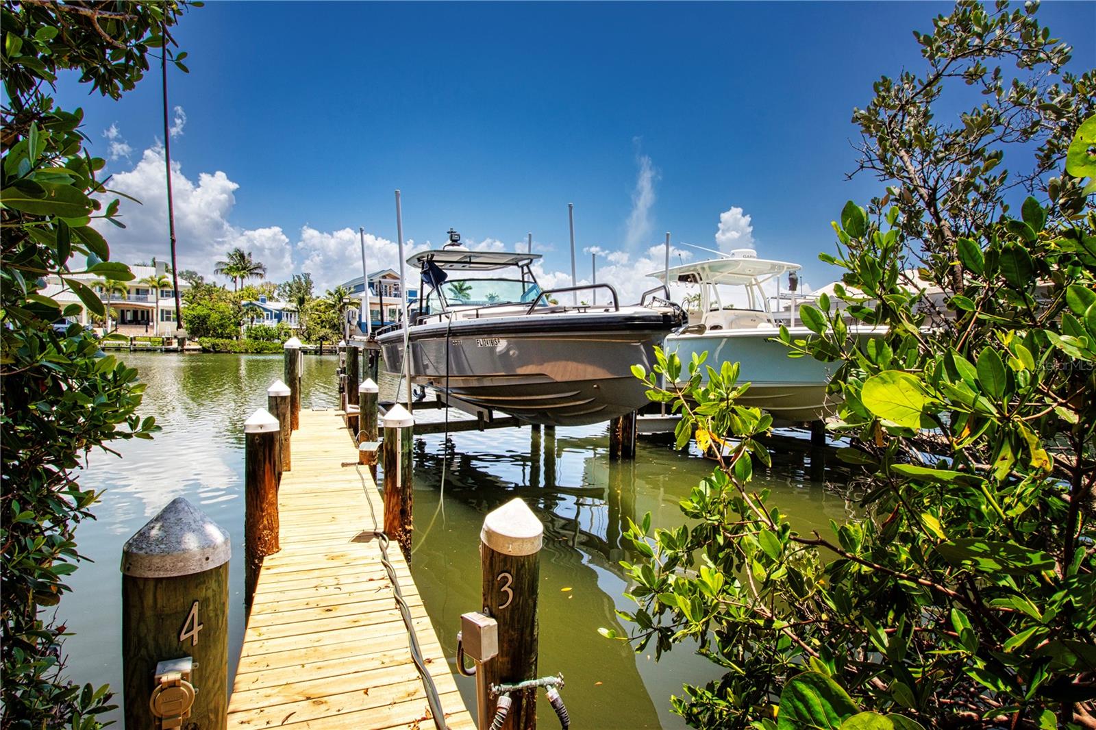 SOMERSET COVE - Residential