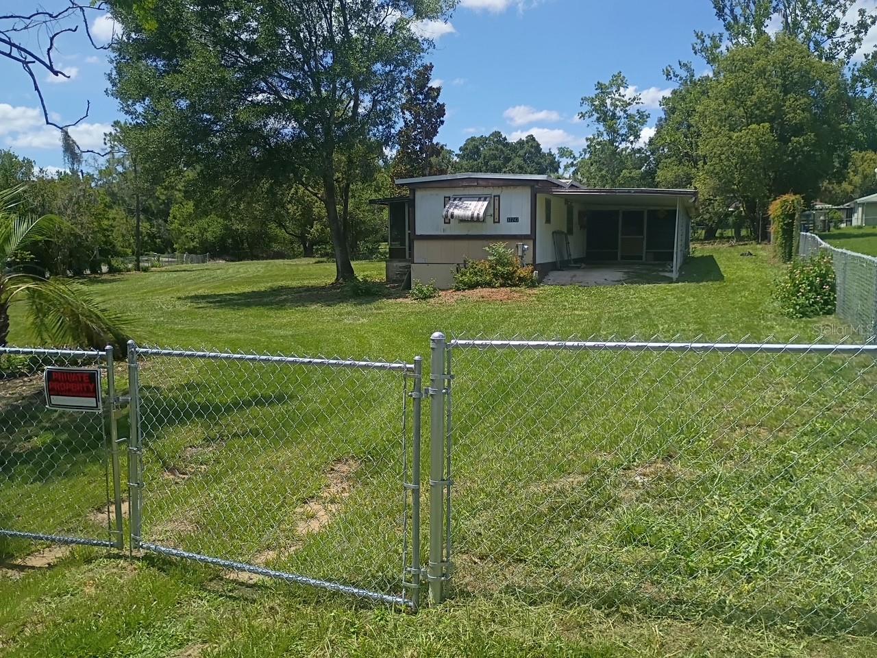 UNREC PORTIONS SE 01/4 NW 01/4 & NW 01/4 - Residential
