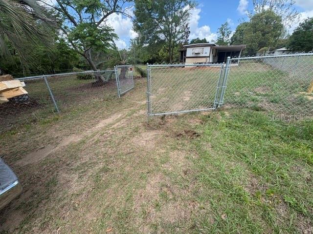 UNREC PORTIONS SE 01/4 NW 01/4 & NW 01/4 - Residential