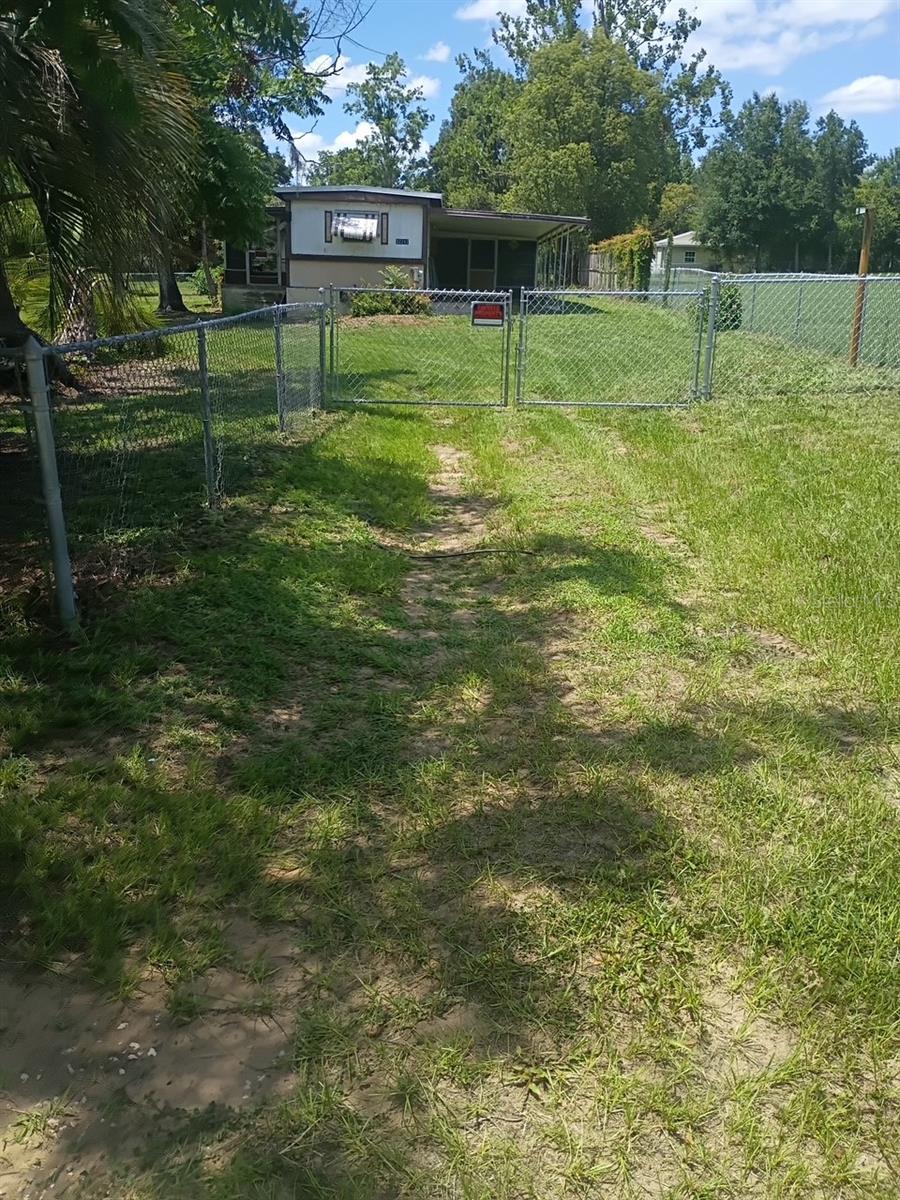 UNREC PORTIONS SE 01/4 NW 01/4 & NW 01/4 - Residential