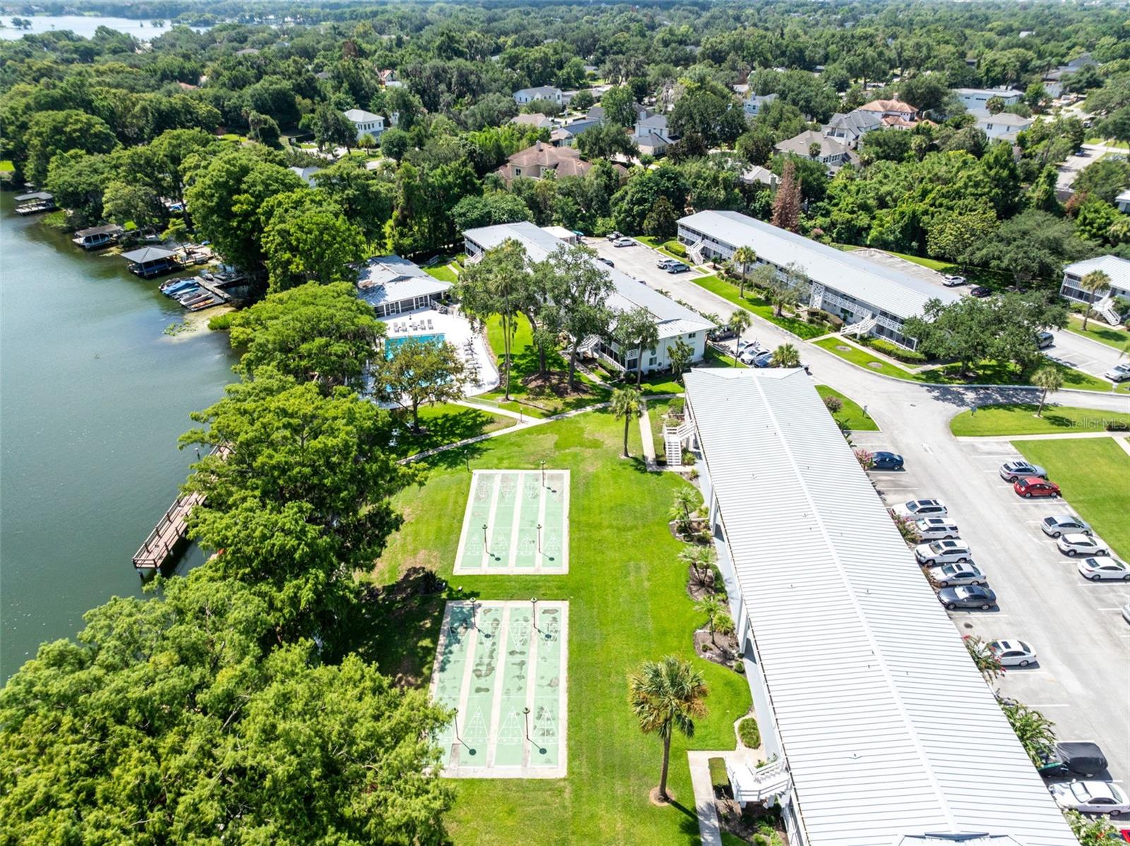 LAKE MAITLAND TERRACE APTS - Residential