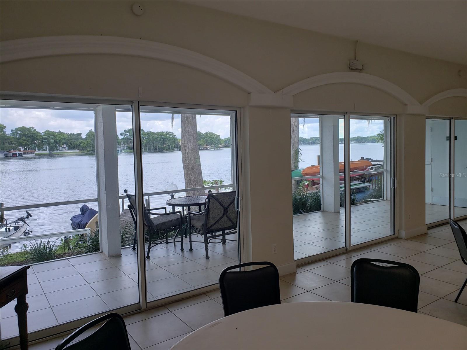 LAKE MAITLAND TERRACE APTS - Residential
