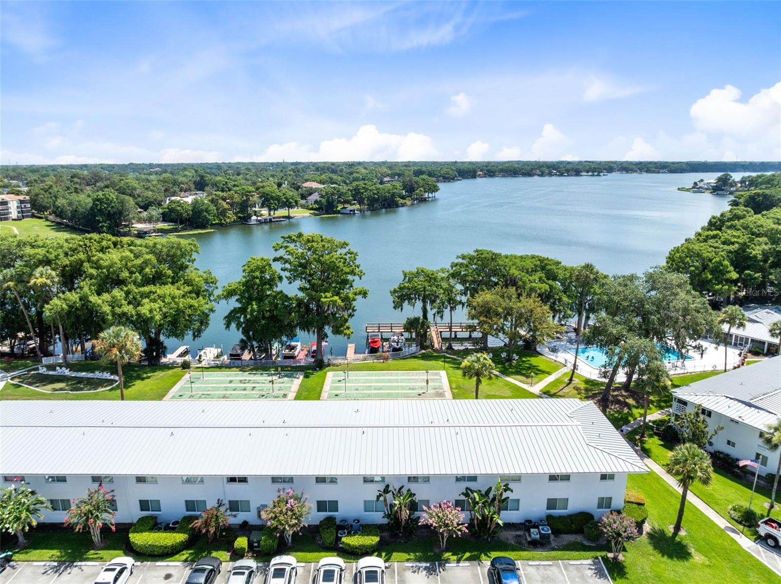 LAKE MAITLAND TERRACE APTS - Residential