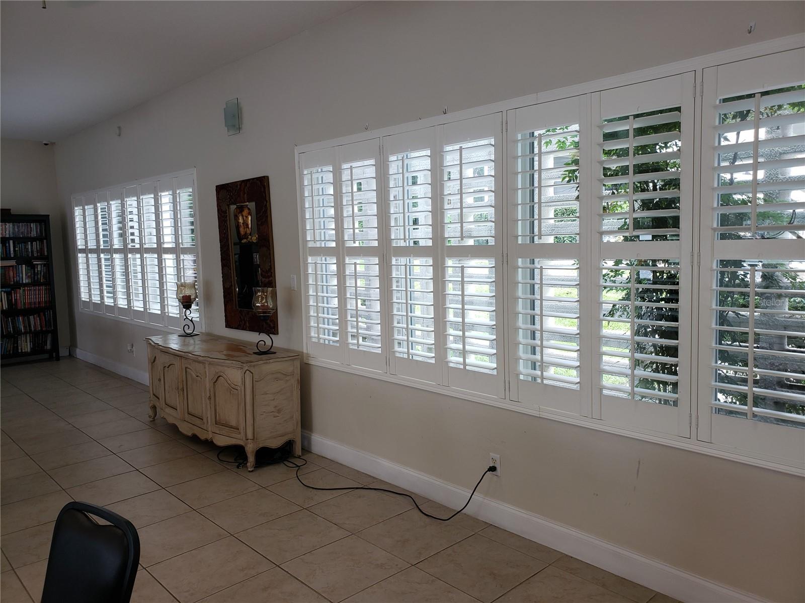 LAKE MAITLAND TERRACE APTS - Residential
