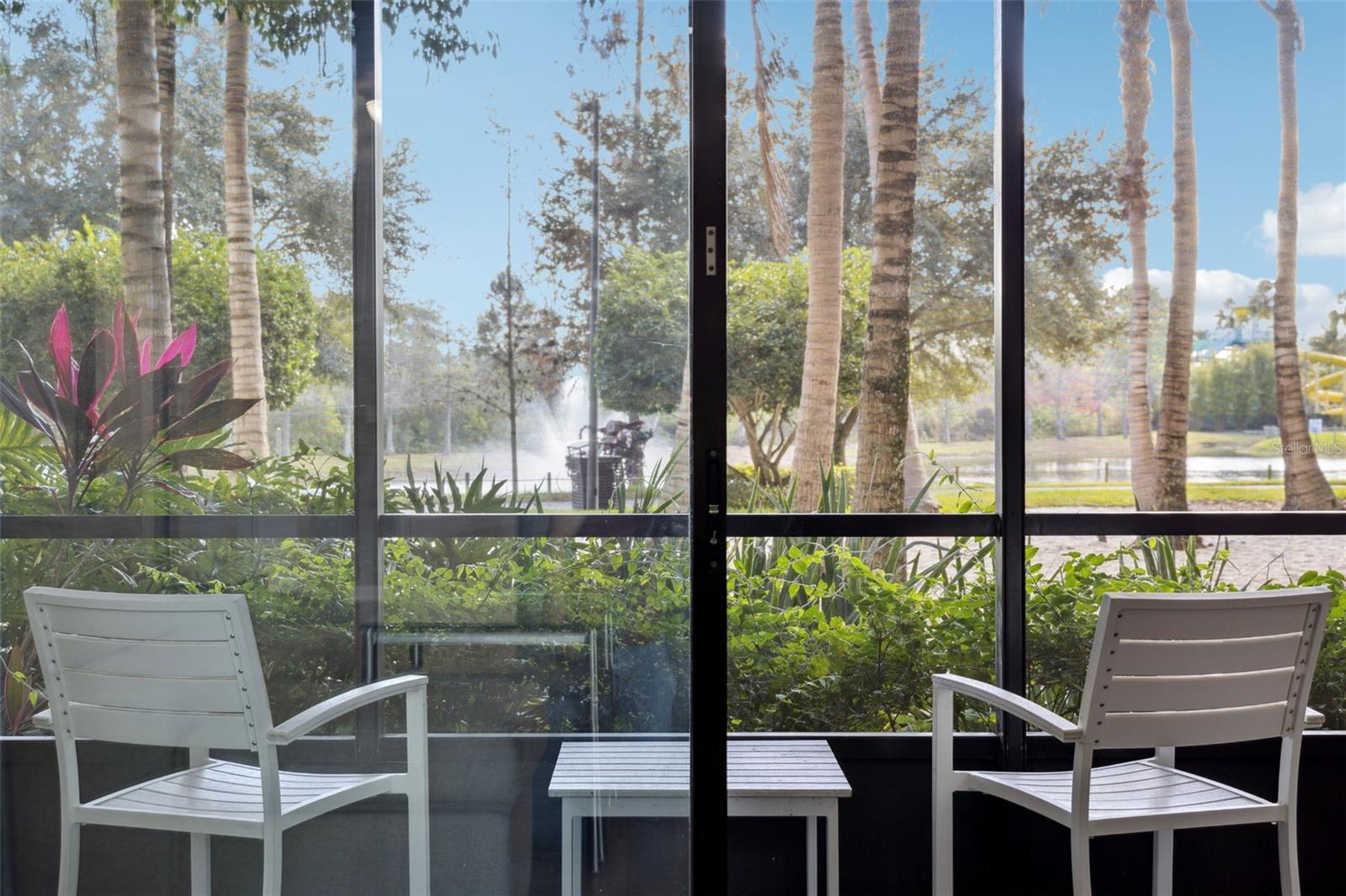 GROVE RESIDENCE & SPA HOTEL CONDO 1 - Residential