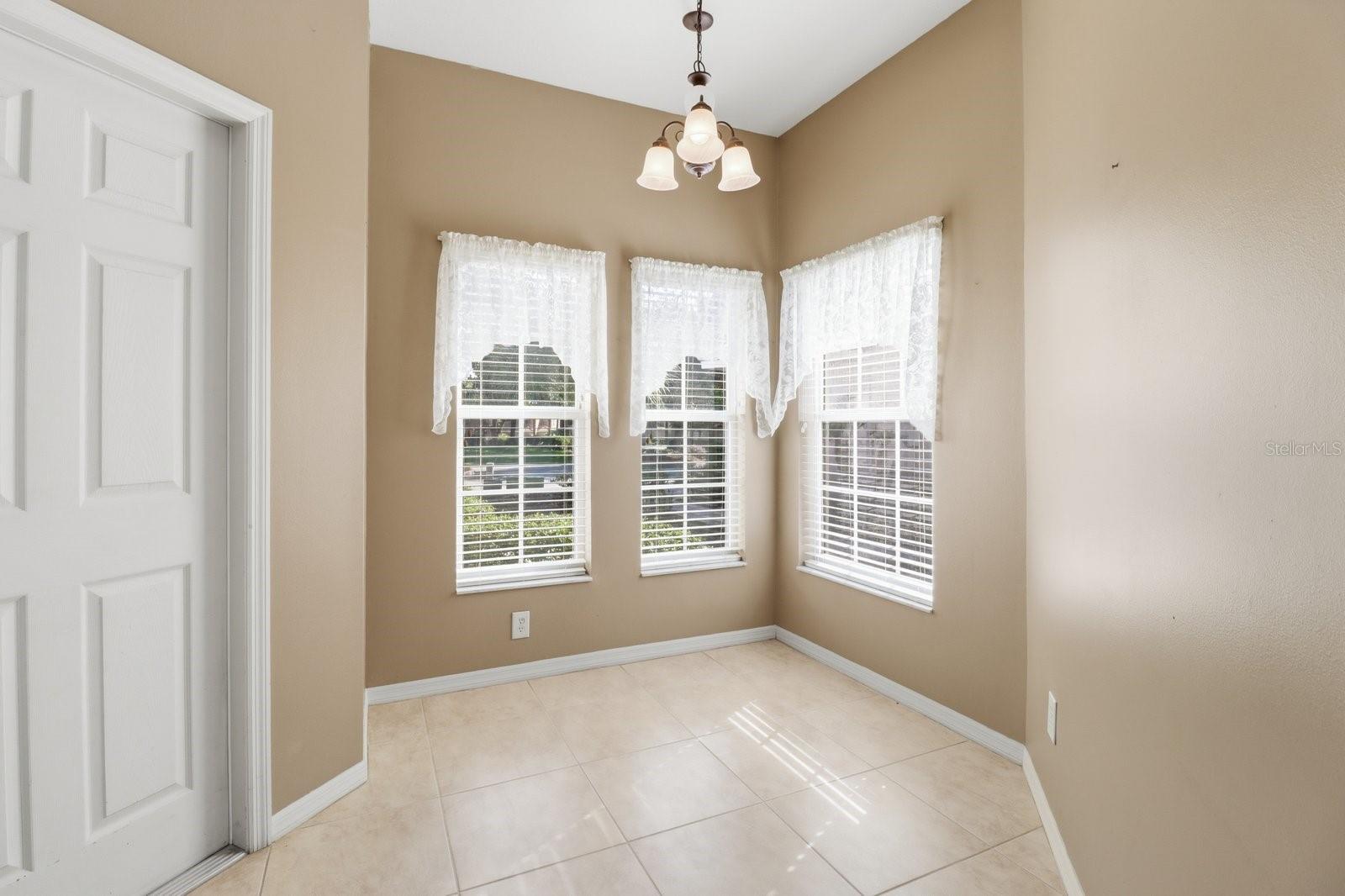 BRENTWOOD TWNHMS PH 01 - Residential