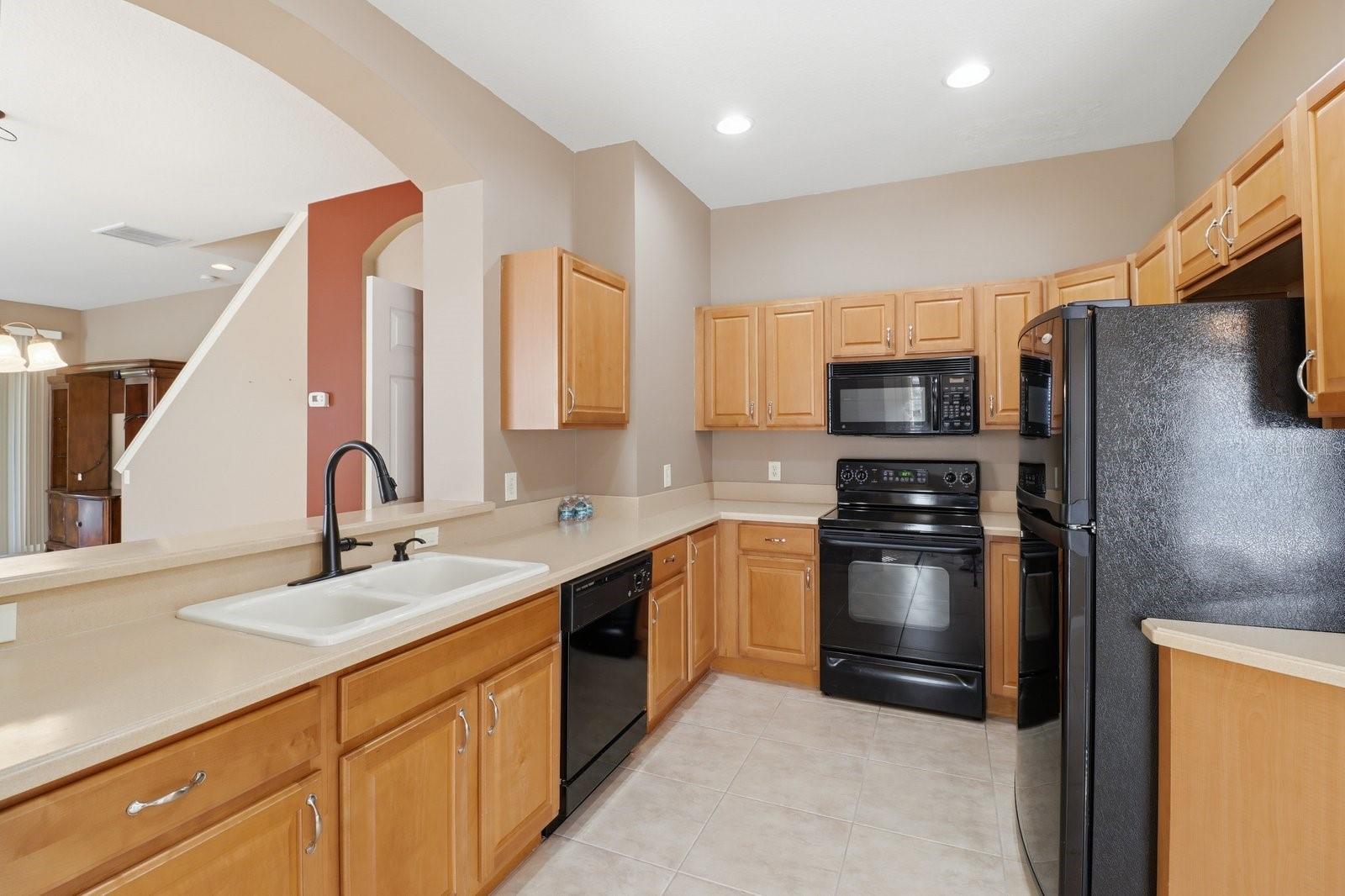 BRENTWOOD TWNHMS PH 01 - Residential