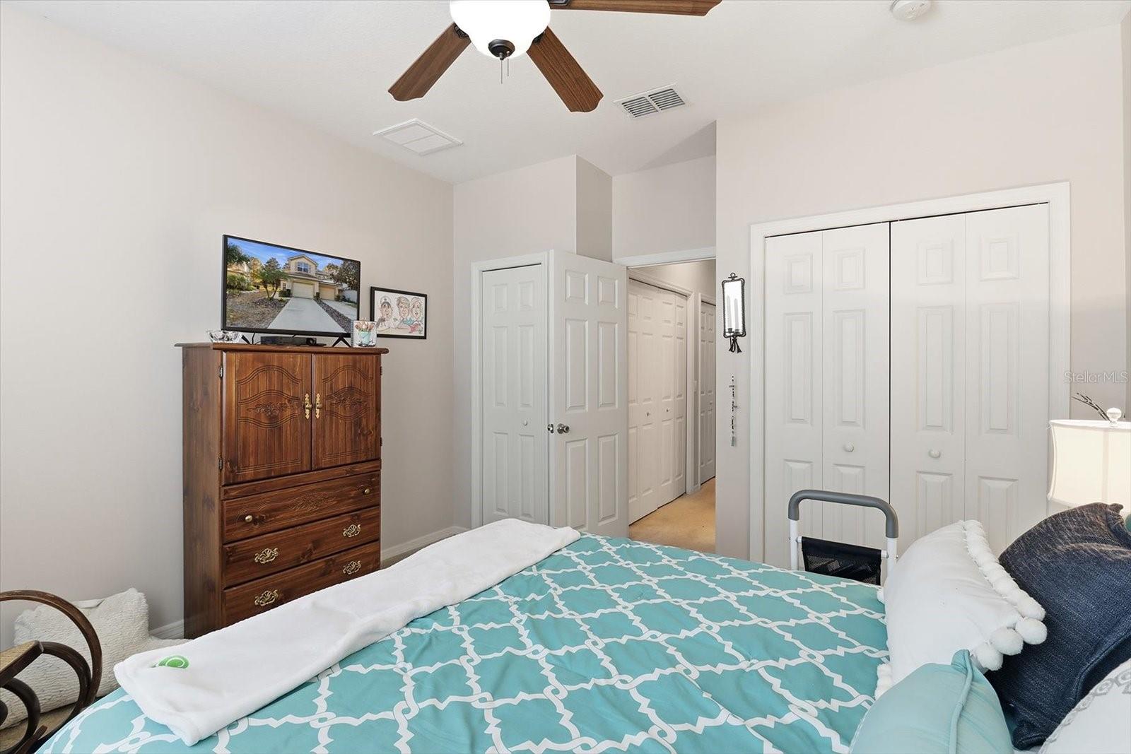 BRENTWOOD TWNHMS PH 01 - Residential