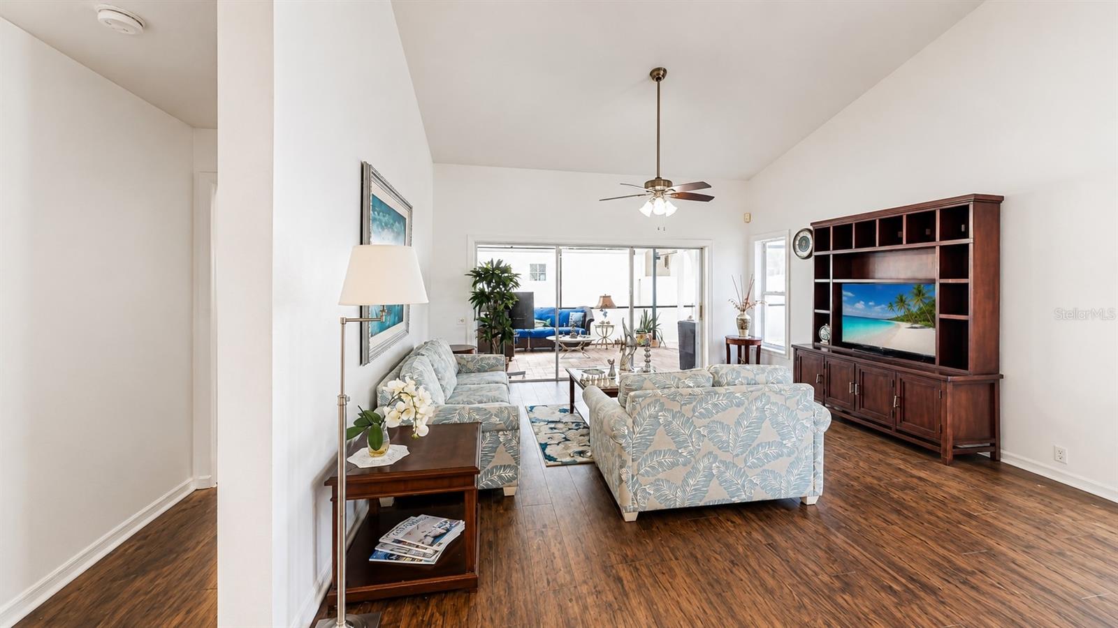 PERIDIA UNIT FOUR - Residential