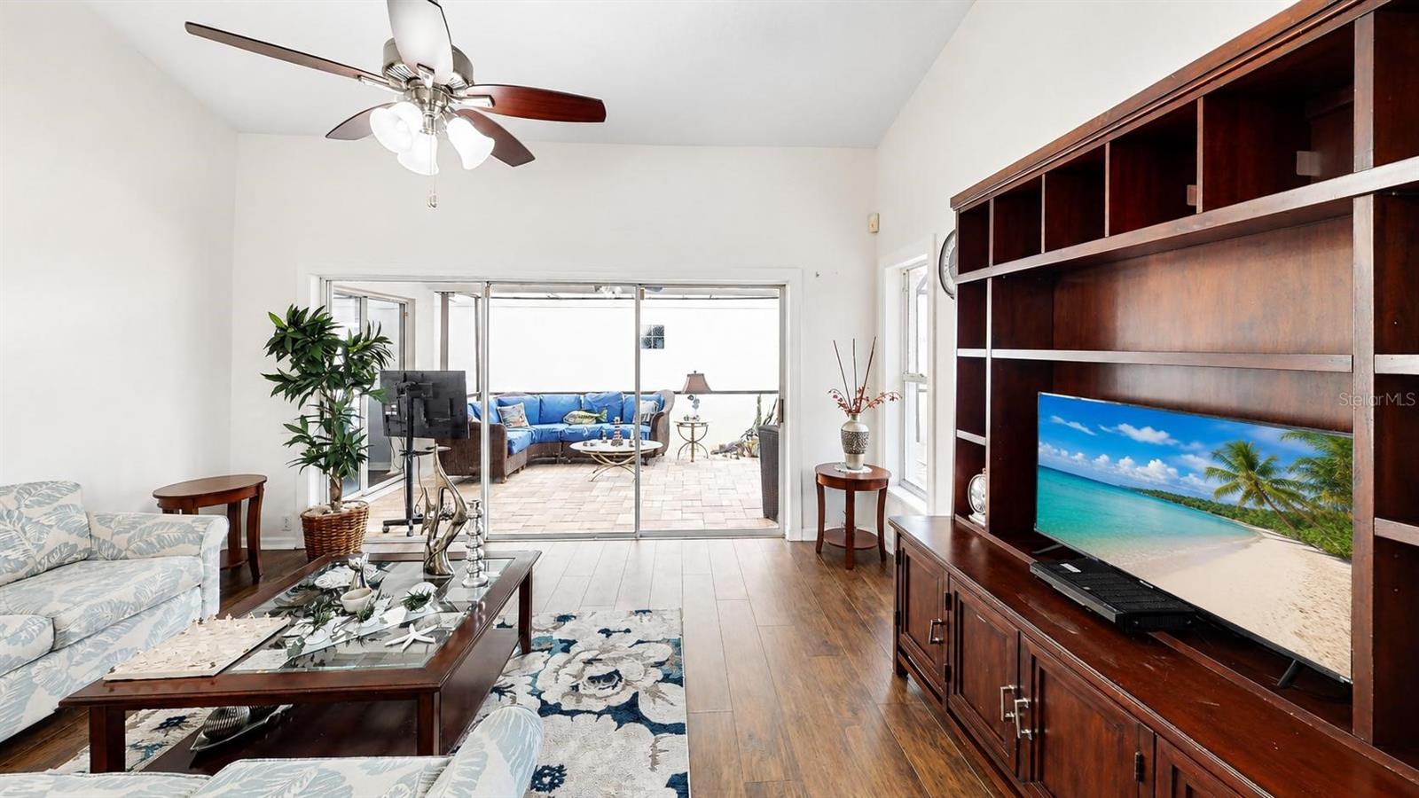 PERIDIA UNIT FOUR - Residential