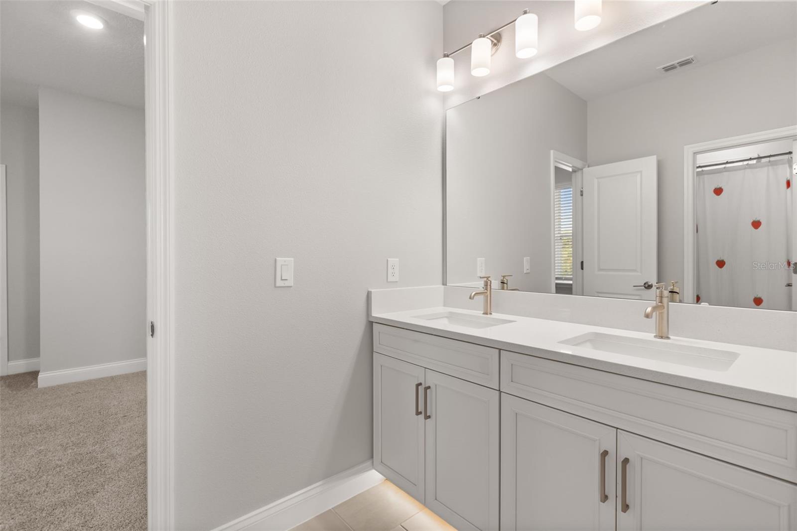 TINKER HEIGHTS - Residential