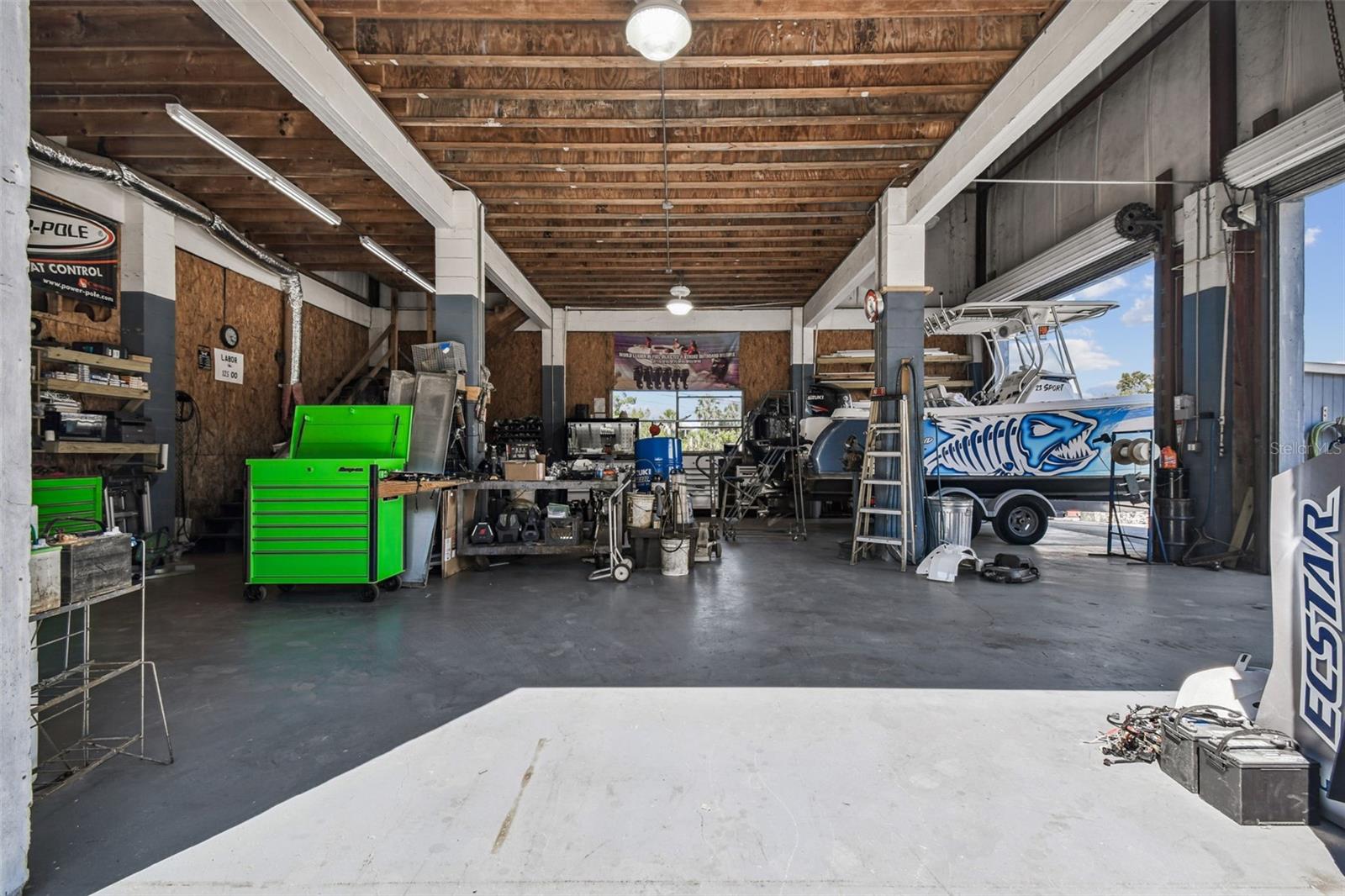 WEEKI WACHEE GARDENS - Commercial Sale