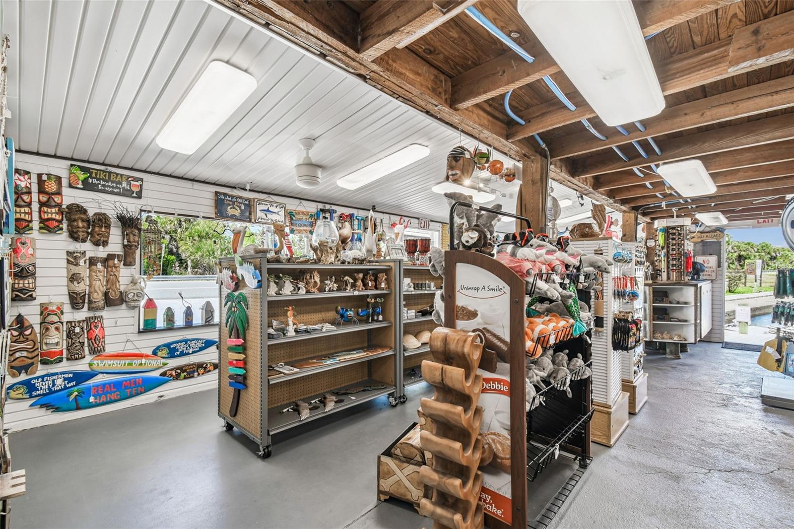 WEEKI WACHEE GARDENS - Commercial Sale