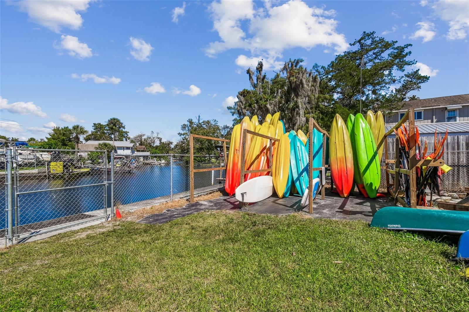 WEEKI WACHEE GARDENS - Commercial Sale