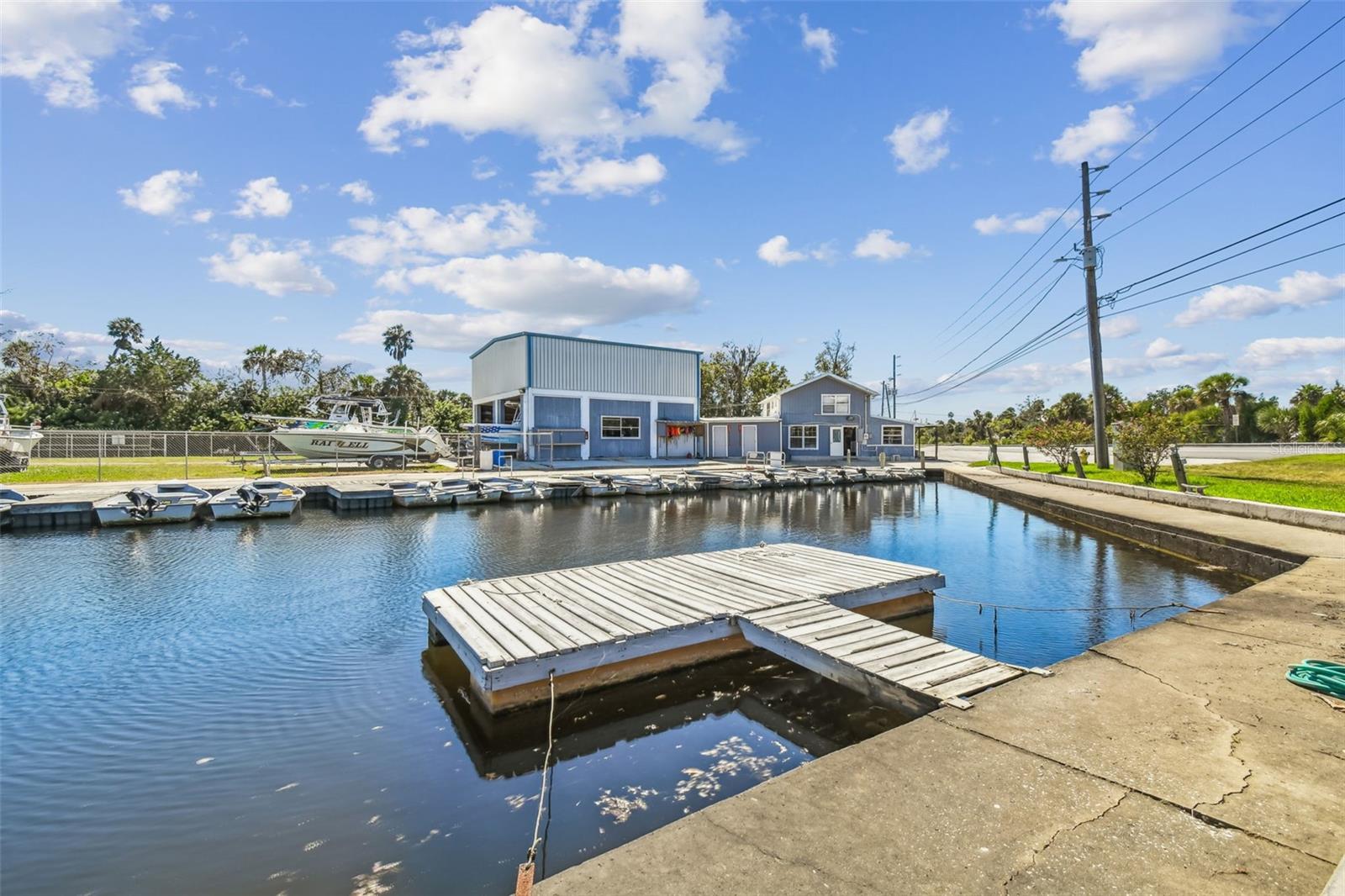 WEEKI WACHEE GARDENS - Commercial Sale