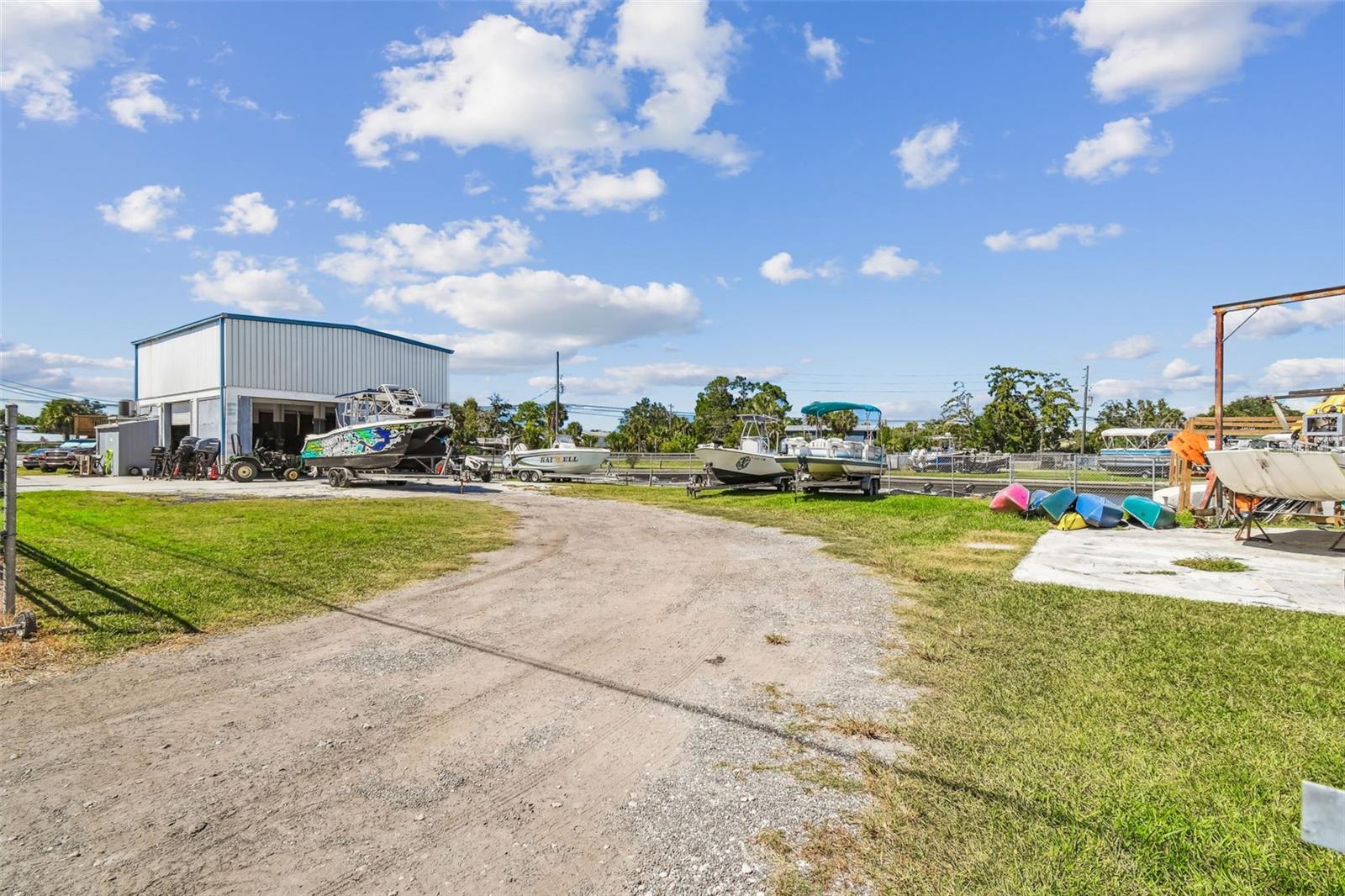 WEEKI WACHEE GARDENS - Commercial Sale