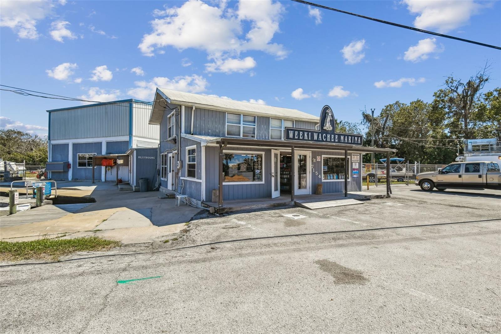 WEEKI WACHEE GARDENS - Commercial Sale
